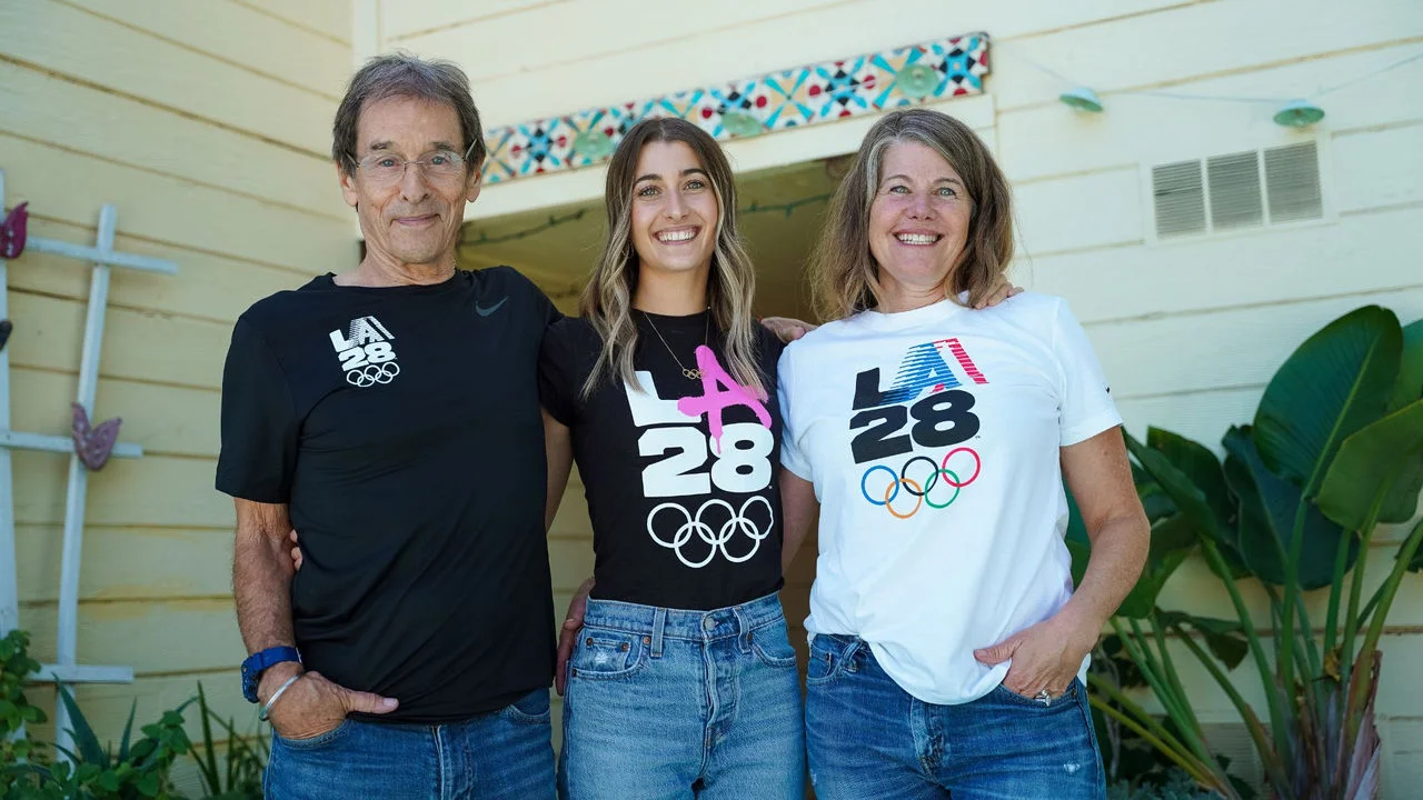 Photo of Natalie with her parents David and Shannon McGiffert