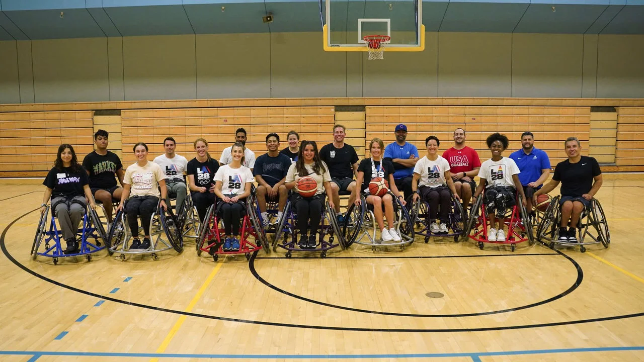 LA28 Athlete Fellows Play Wheelchair Basketball with Youth Council Members at UCLA