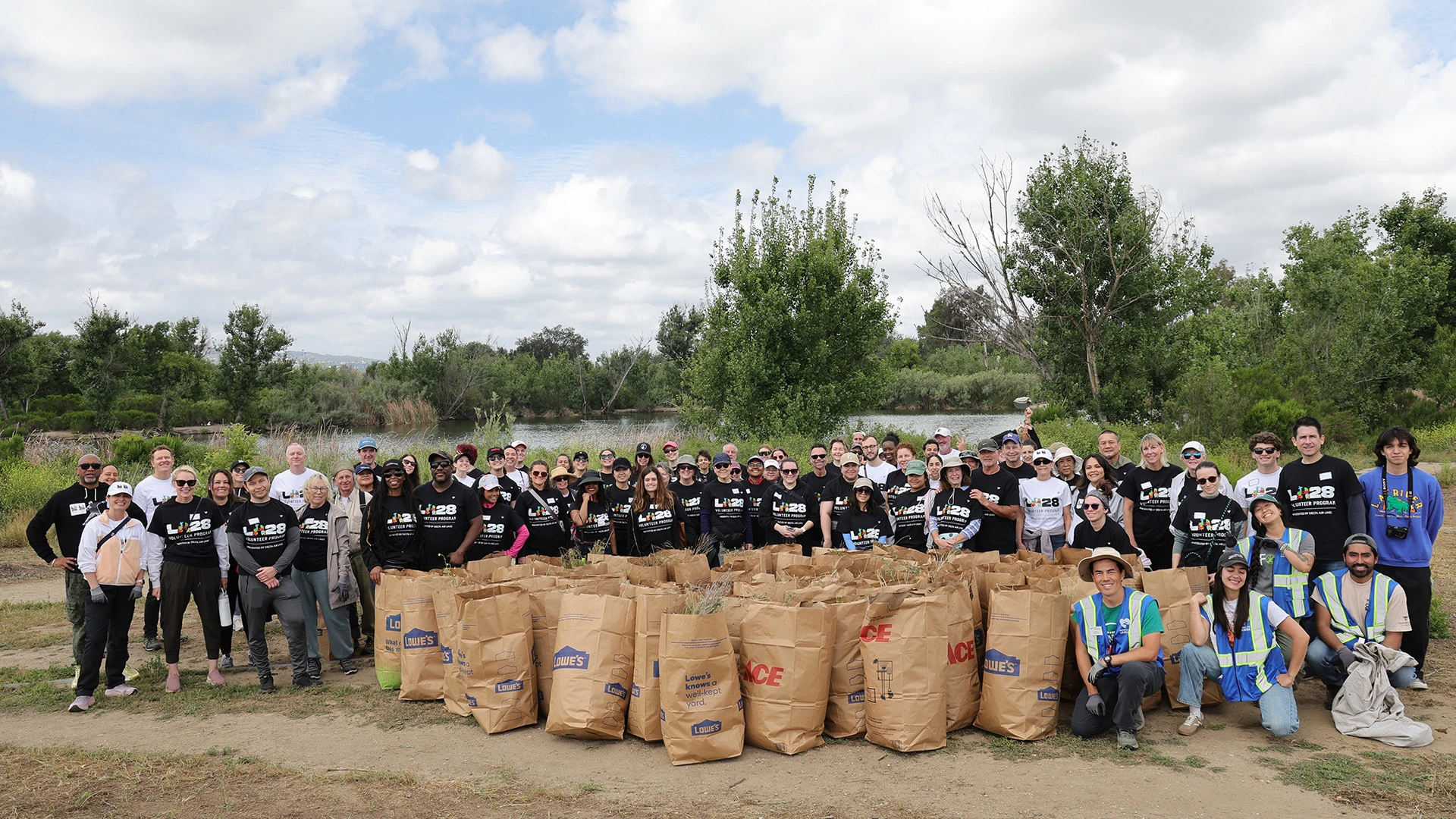 LA28 Hosts Volunteer Cleanup Event in Sepulveda Basin with Friends of the LA River  image